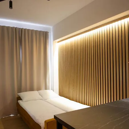 Forest 47 By Housine