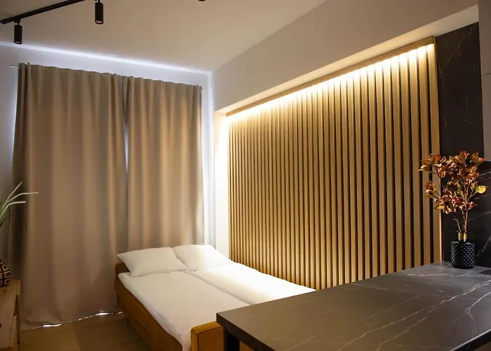 Forest 47 By Housine